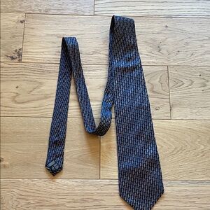 Robert Villini Hand Made Silk Tie